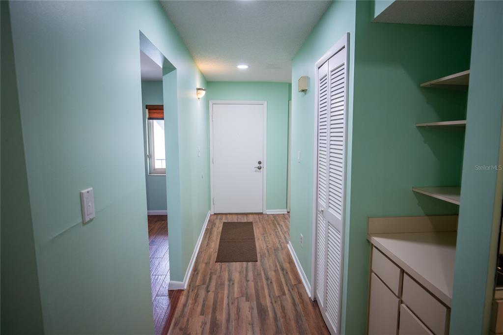 8 ESCONDIDO CIRCLE UNIT 78, ALTAMONTE SPRINGS, FL — photo 4 of 30