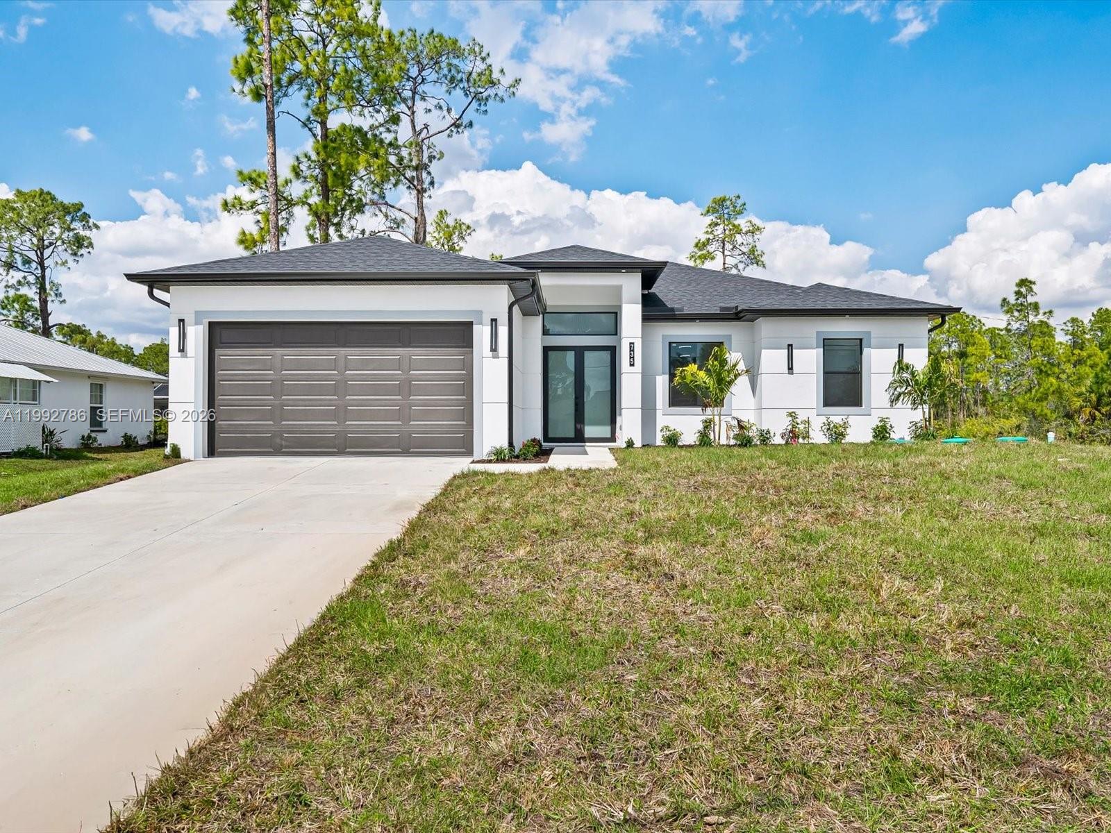 735 Chavers St, Lehigh Acres FL 33974