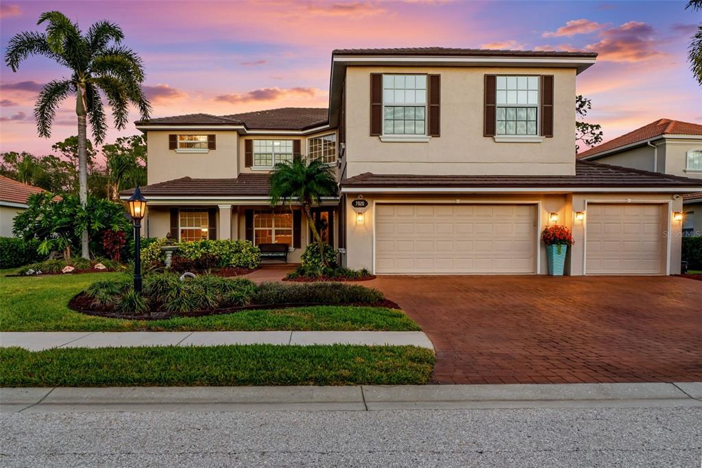 7020 SCRUB JAY DRIVE