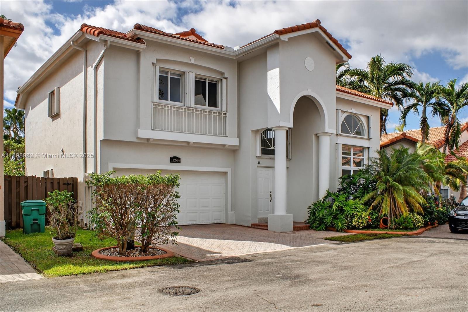 11244 NW 58th Ter, Doral FL 33178