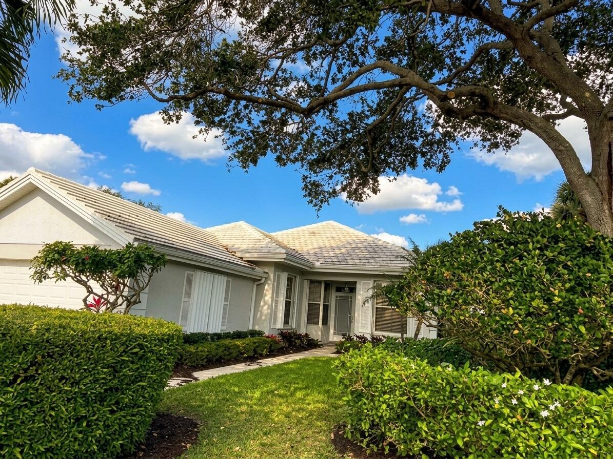 8773 Wakefield Drive, Palm Beach Gardens FL 33410