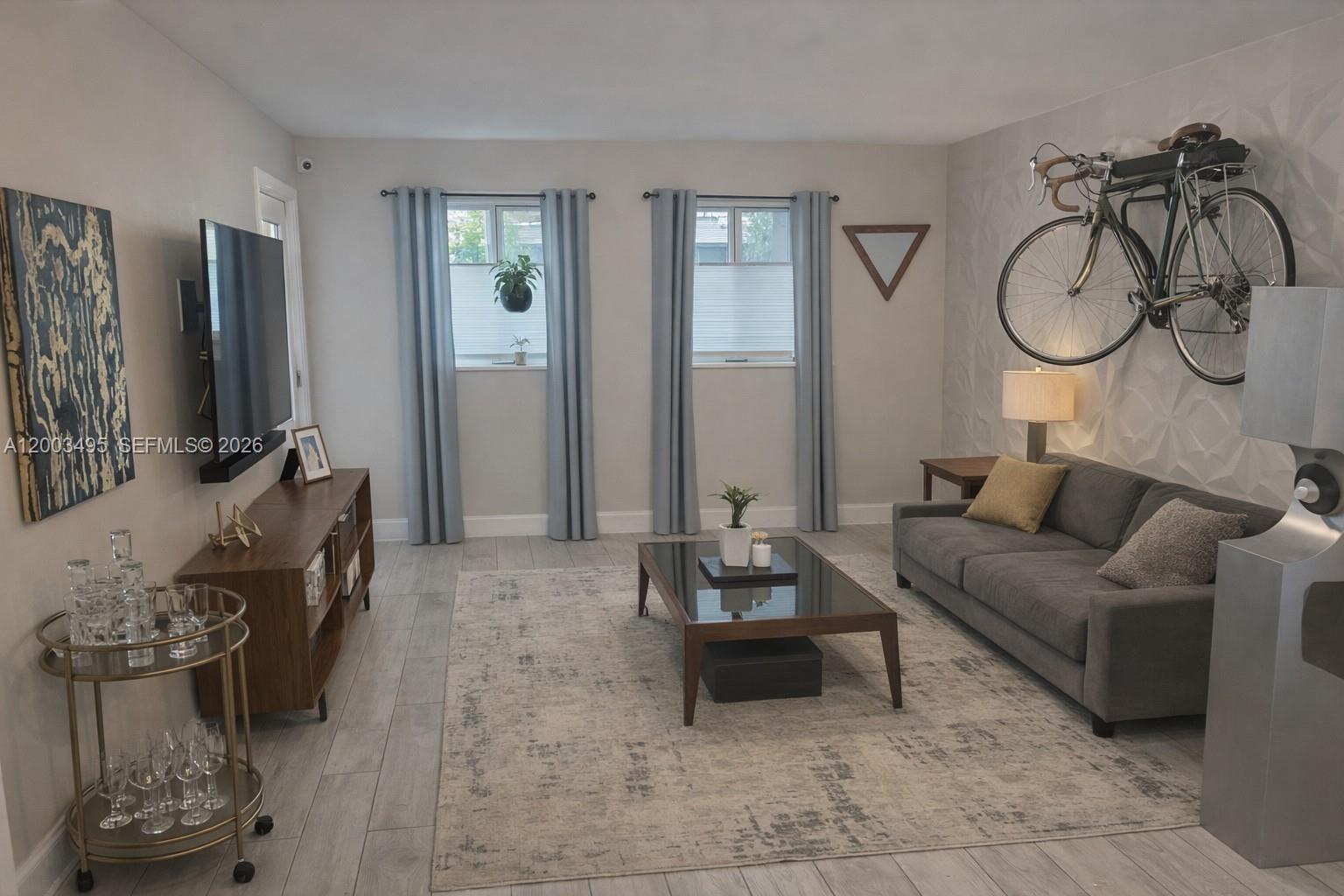 201 NW 7th St # 103, Miami FL 33136