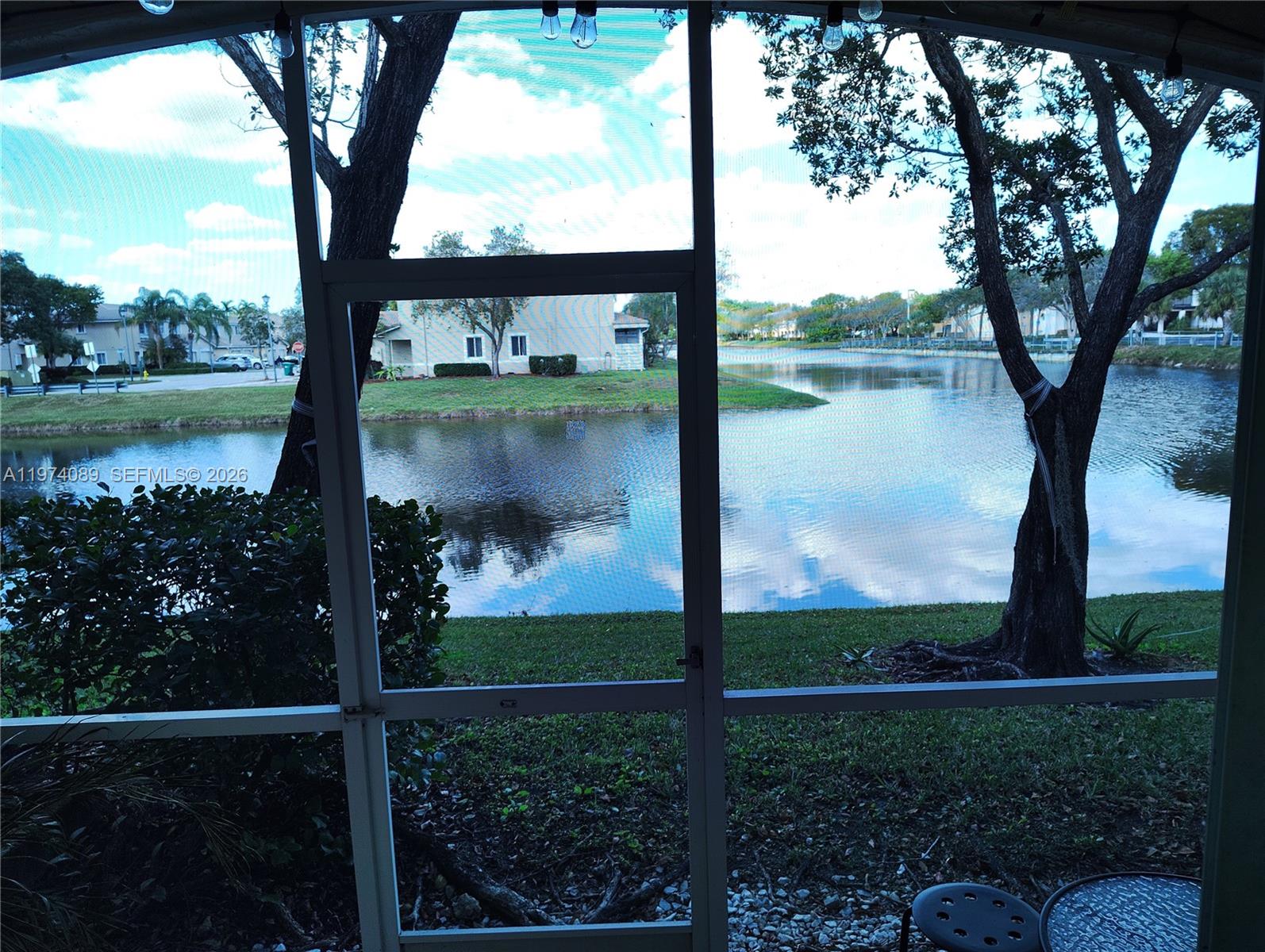 TAMARAC, FL — photo 5 of 12