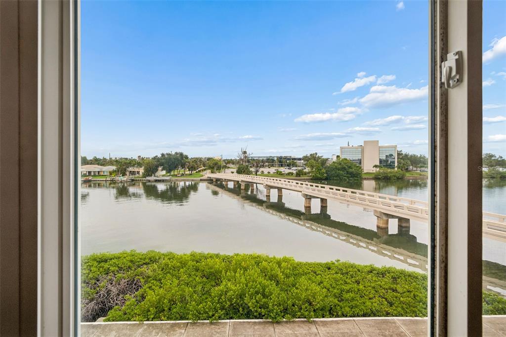 7465 BAY ISLAND DRIVE S UNIT 313