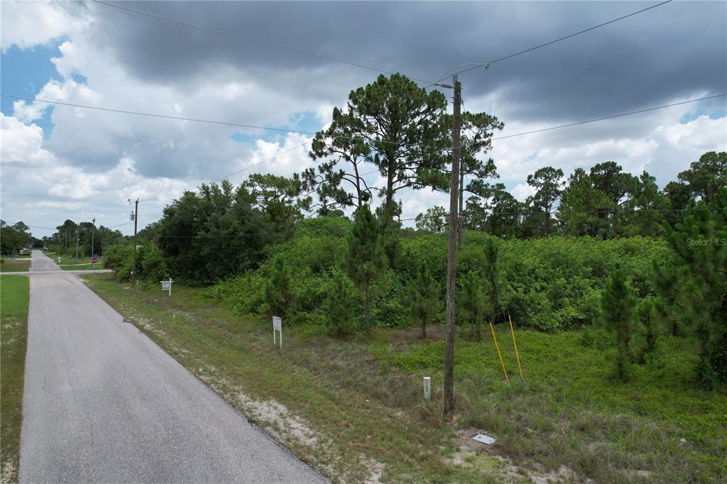 980 LAKESIDE DRIVE, LEHIGH ACRES, FL — photo 2 of 11