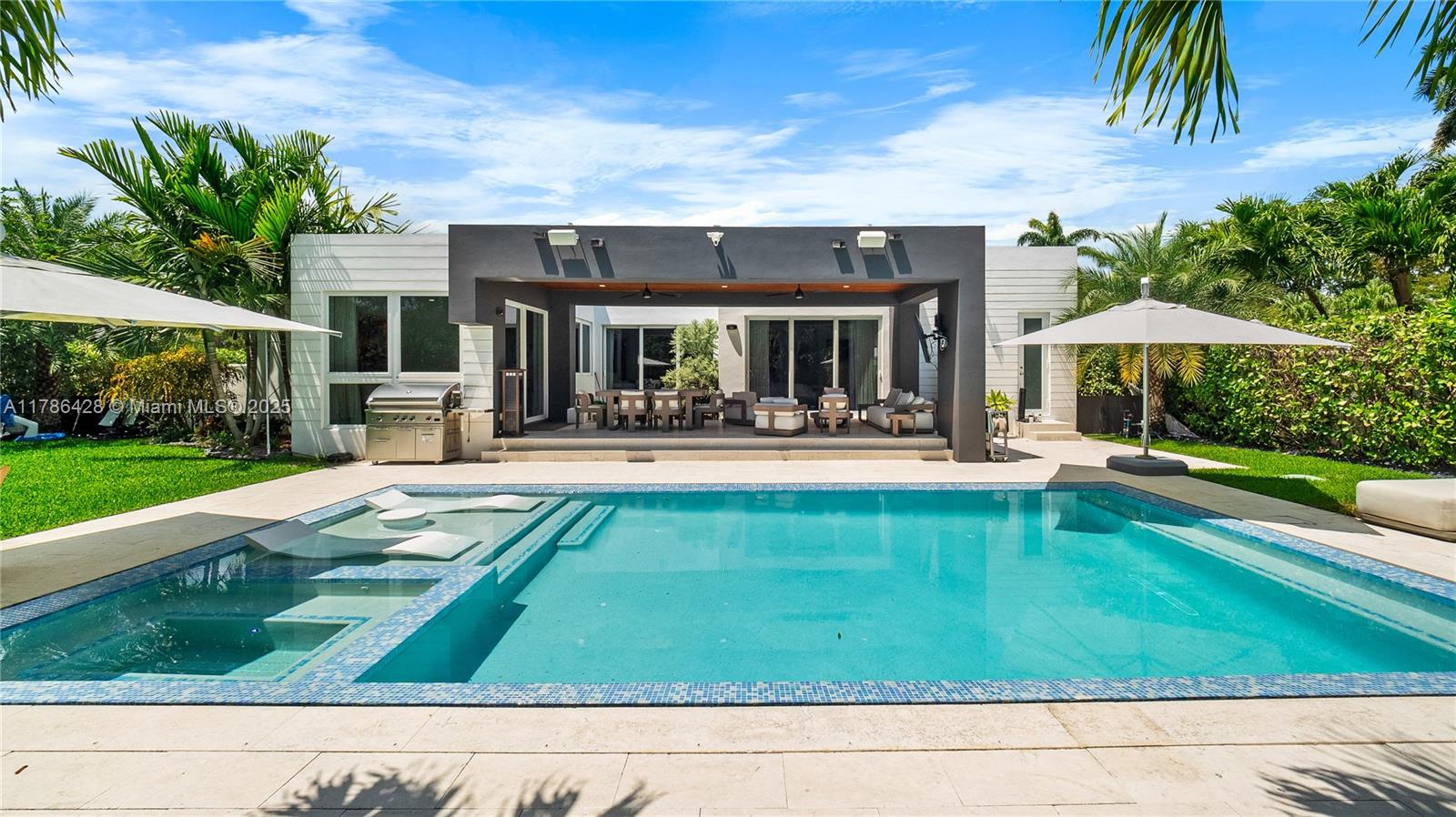 10603 NE 11th Ave, Miami Shores FL 33138