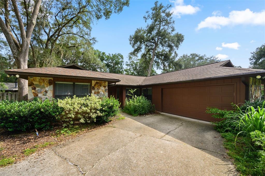 7713 SW 9TH PLACE, GAINESVILLE, FL — photo 2 of 30