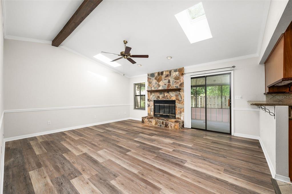 7713 SW 9TH PLACE, GAINESVILLE, FL — photo 5 of 30