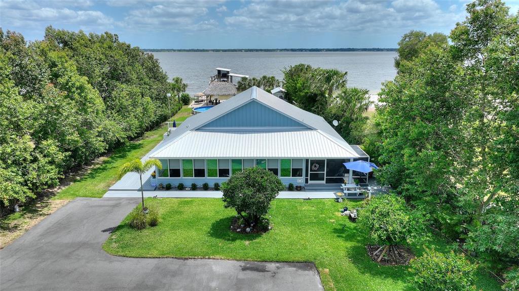 1395 S LAKE REEDY BOULEVARD