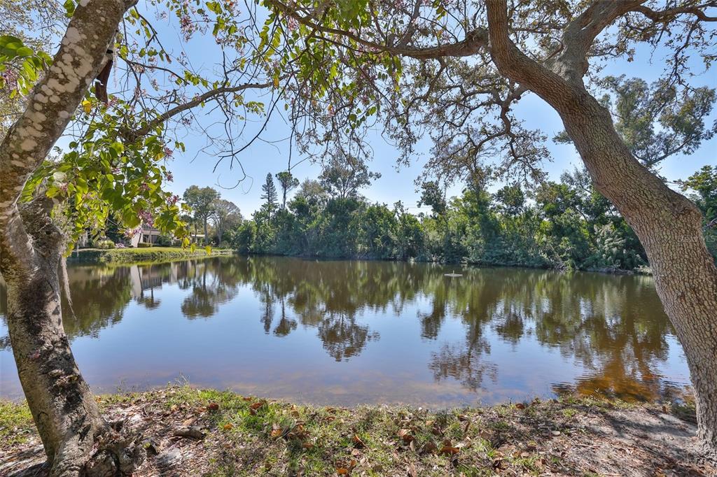 635 WOODLAWN DRIVE UNIT 635