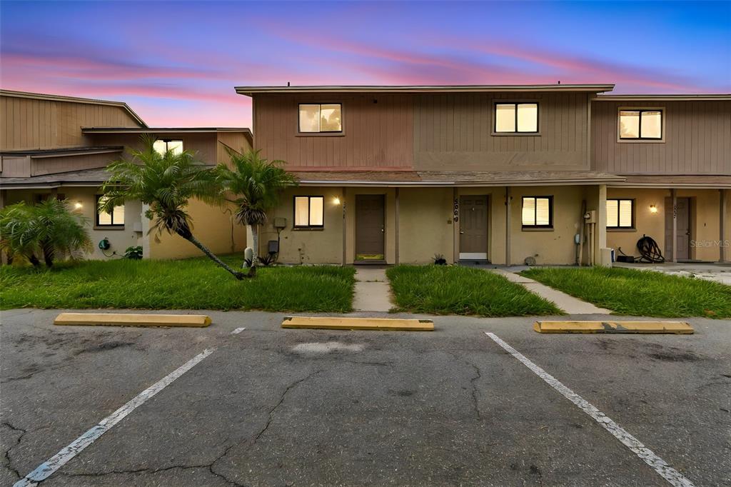 3911 OAK LIMB COURT