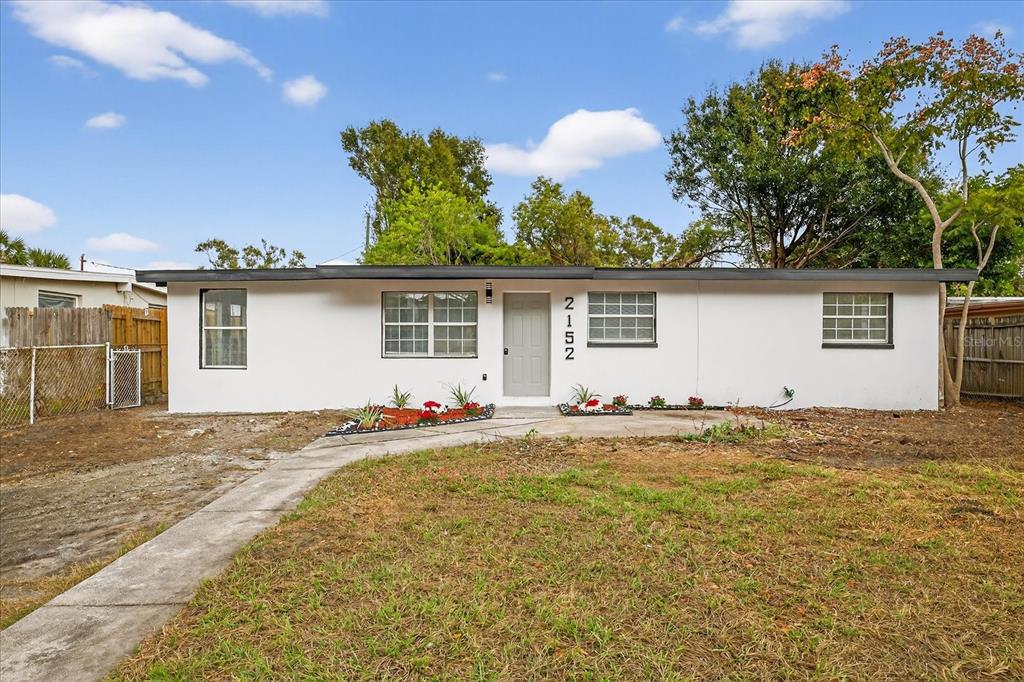 2152 BARCELONA DRIVE