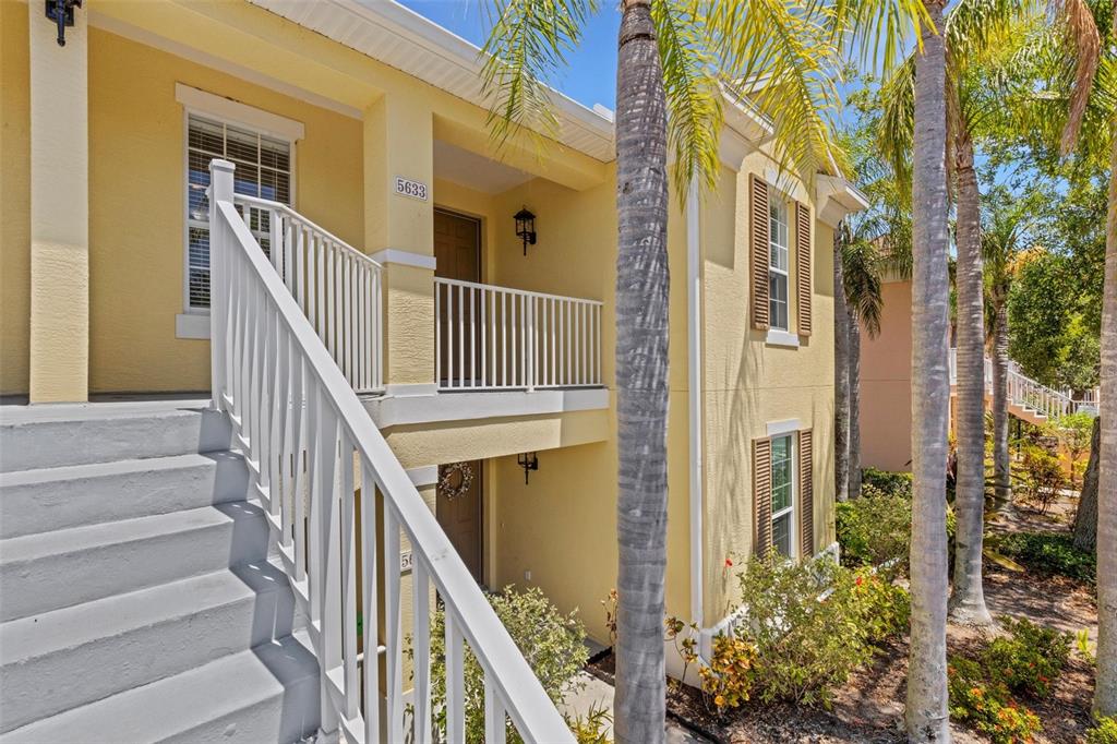 5633 KEY LARGO COURT UNIT B-08
