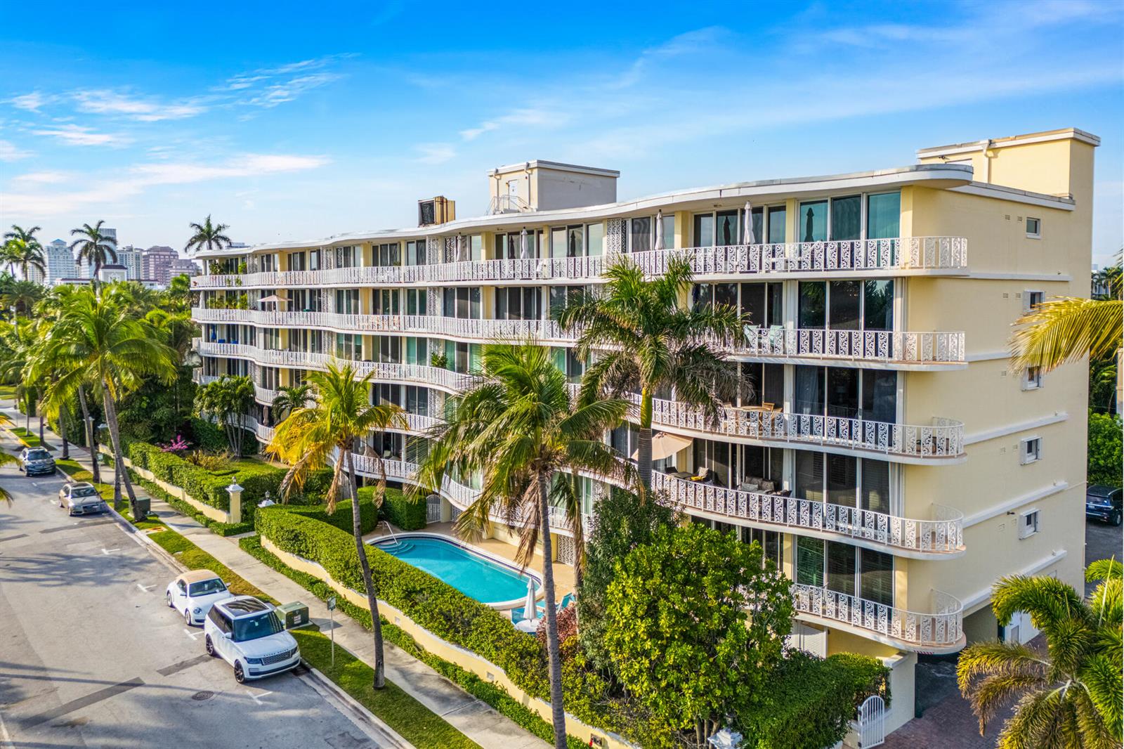 227 Australian Avenue # 2c, Palm Beach FL 33480