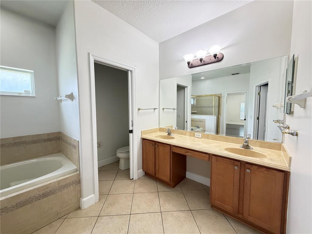 6317 ROLDEN COURT, MOUNT DORA, FL — photo 3 of 29