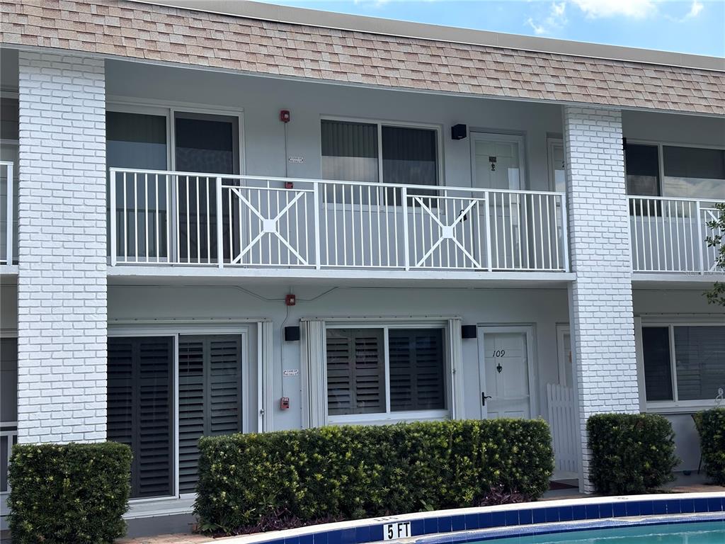 1001 NE 8TH AVENUE UNIT 209