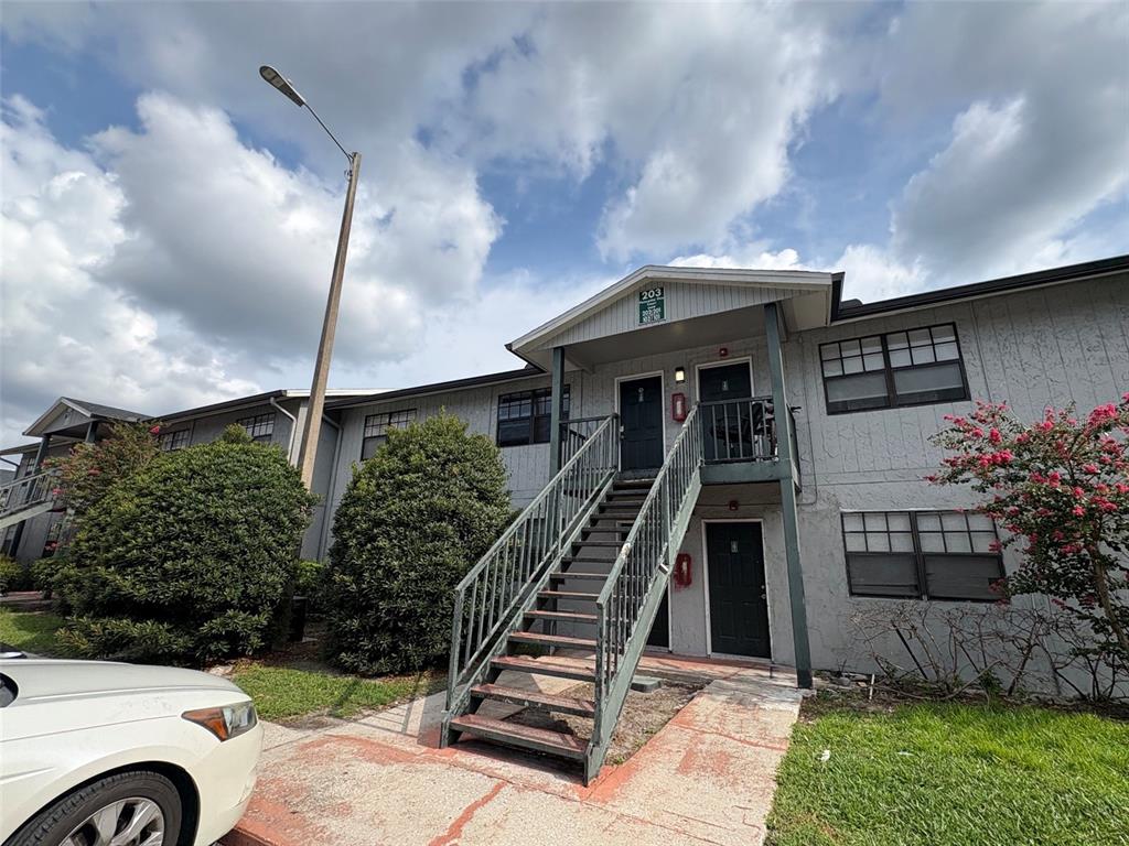 203 POINSETTIA PINE COURT UNIT 102