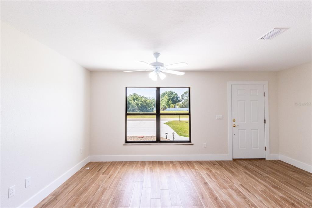 6301 CANDLER TERRACE, SEBRING, FL — photo 5 of 30