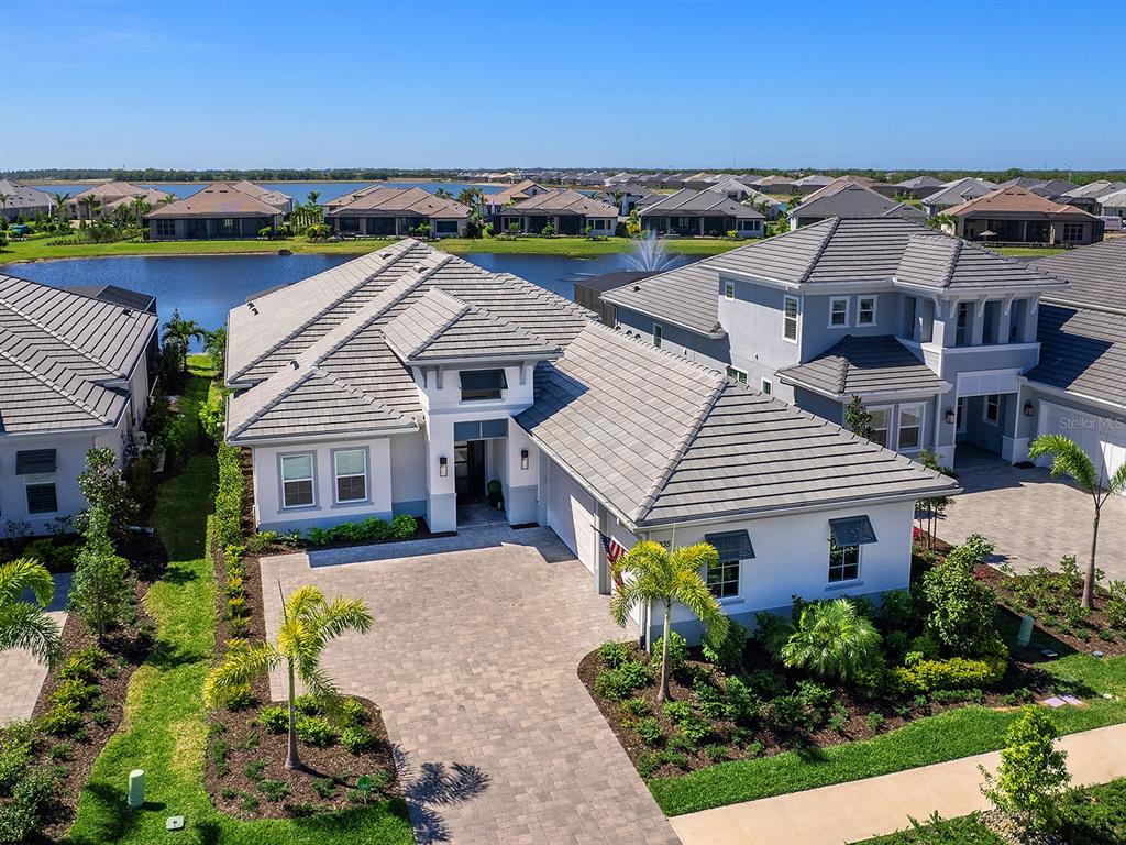 8335 SEA GLASS COURT