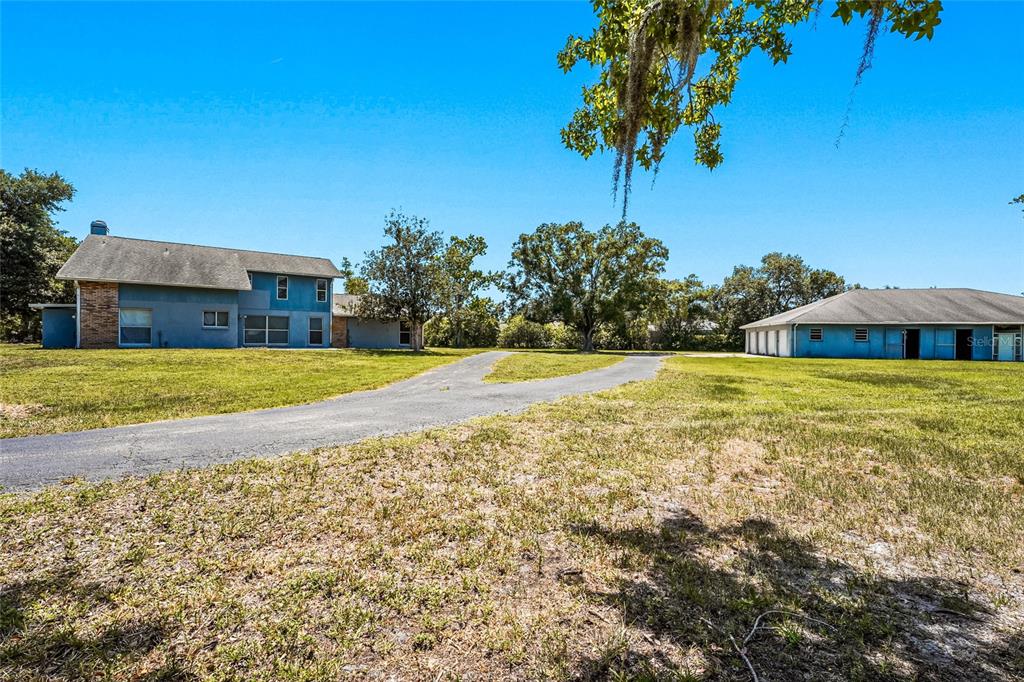 5650 CHURCHILL DOWNS ROAD