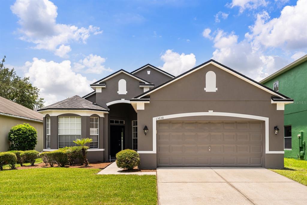 13658 HIDDEN FOREST CIRCLE