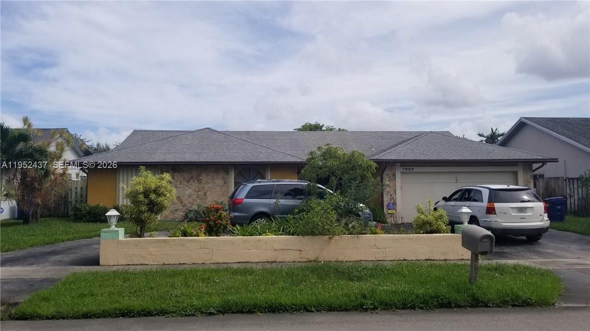 7920 NW 51st St, Lauderhill FL 33351