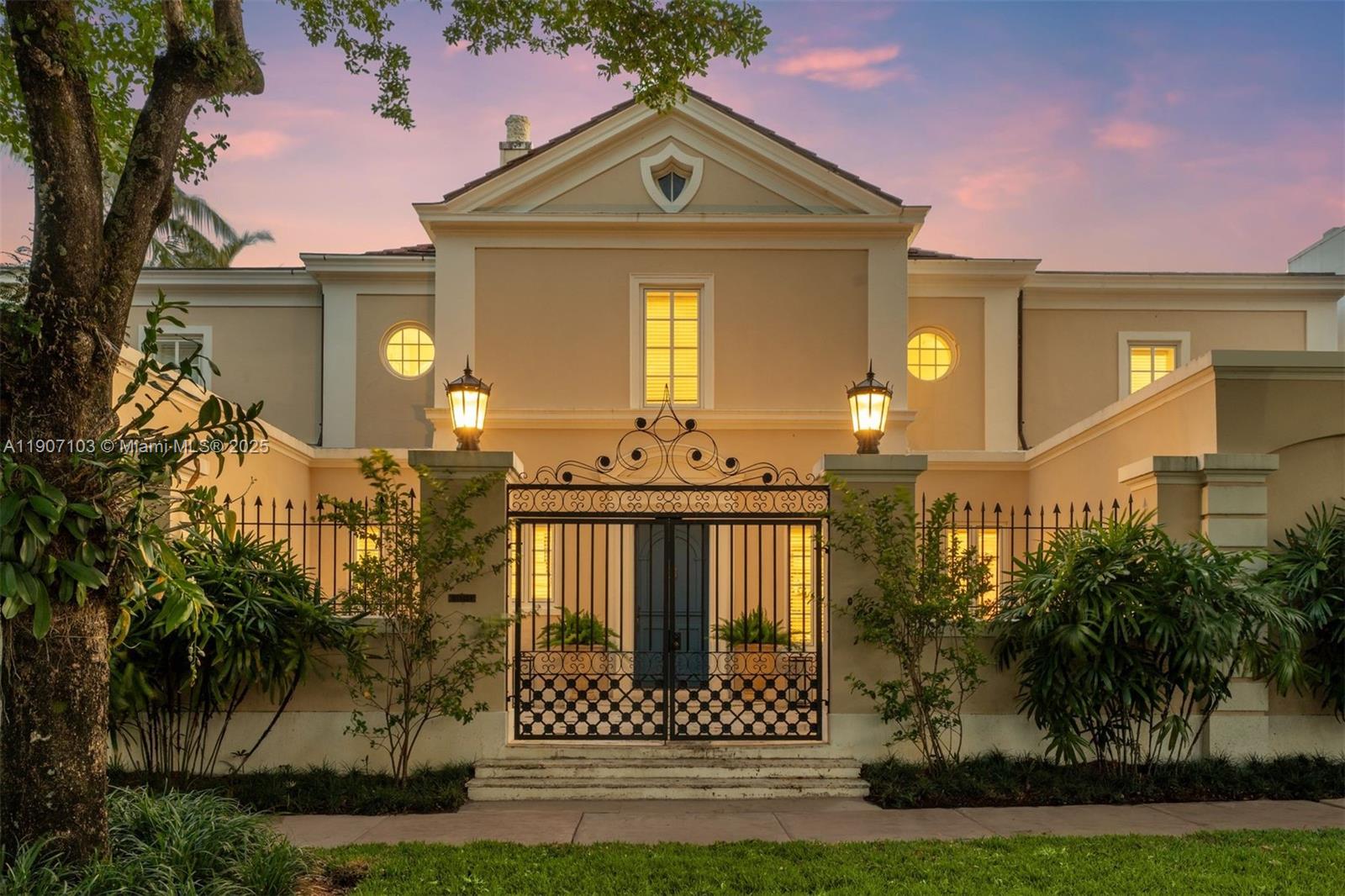 1004 Cotorro Ave, Coral Gables FL 33146