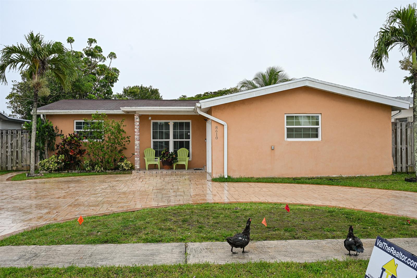 8610 NW 27th Place, Sunrise FL 33322
