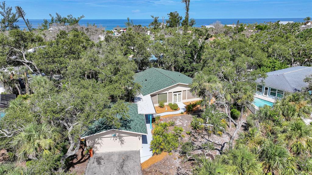 4000 BAY OAKS CIRCLE