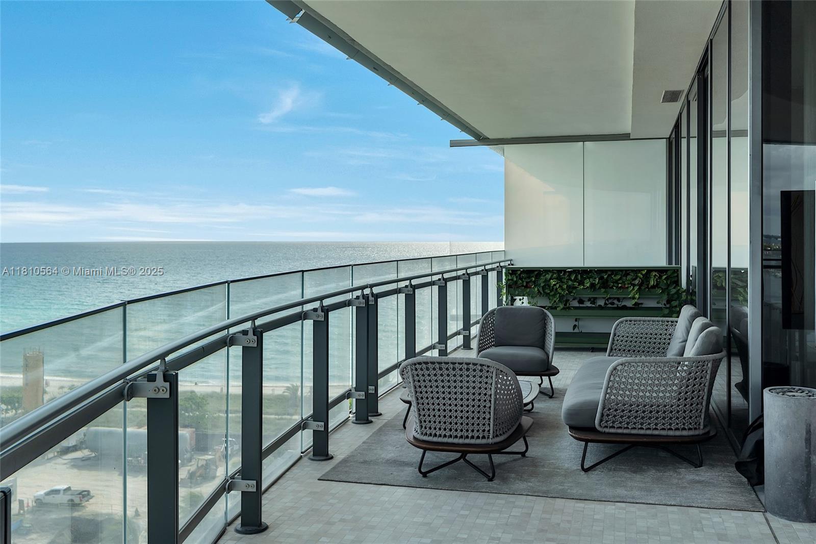 8701 Collins Ave # 905, Miami Beach FL 33154