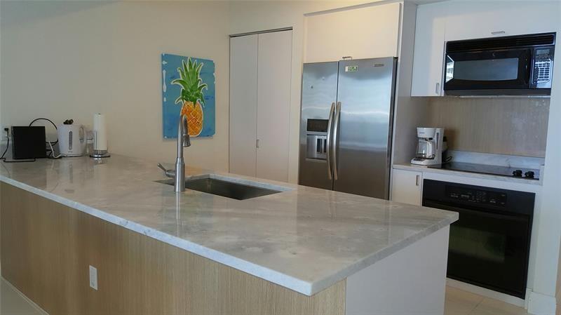 1830 S Ocean Drive # 3210, Hallandale Beach FL 33009