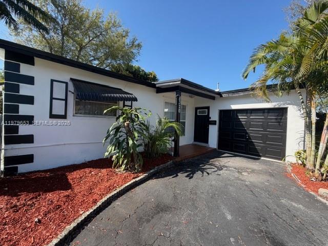 8370 NW 26th St, Sunrise FL 33322