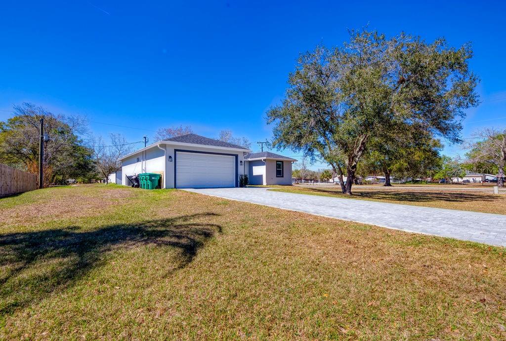 3573 NW 18TH AVENUE, OKEECHOBEE, FL — photo 5 of 30