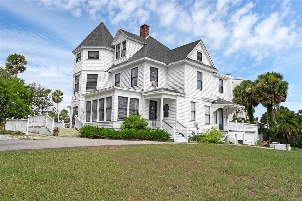 1000 S PENINSULA DRIVE