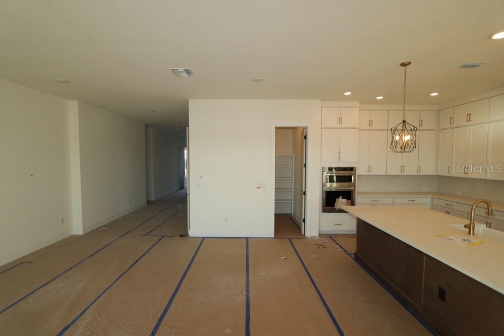 17547 FOXTAIL LOOP, VENICE, FL — photo 3 of 11