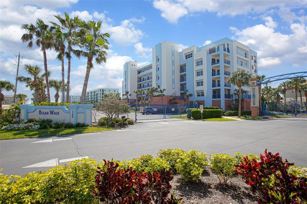 5300 S ATLANTIC AVENUE UNIT 17-303