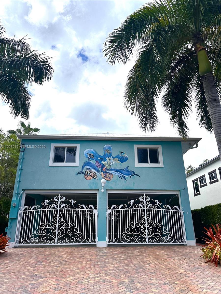 24 Tarpon Ave, Key Largo FL 33037