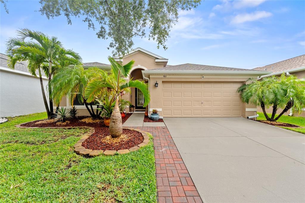 901 PARKER DEN DRIVE