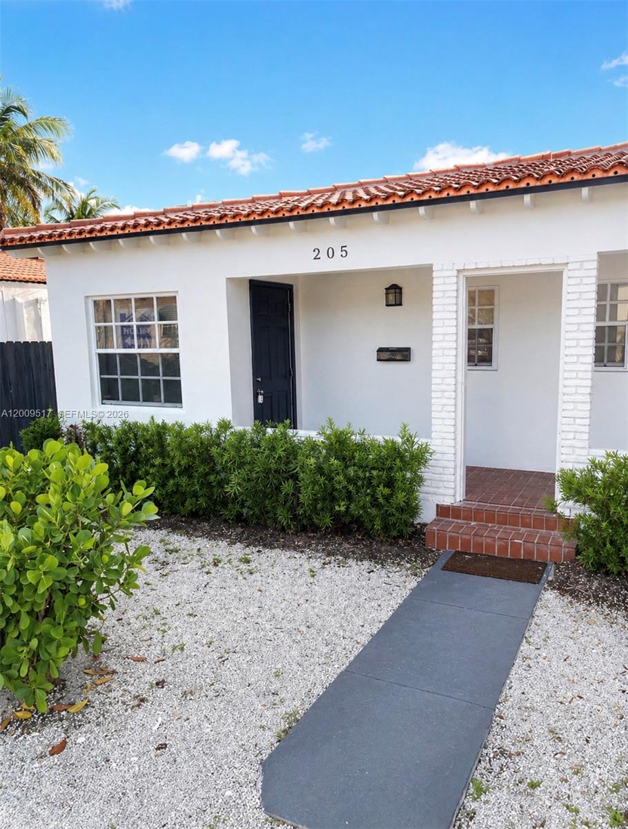 1121 NE 2nd St # 205, Fort Lauderdale FL 33301
