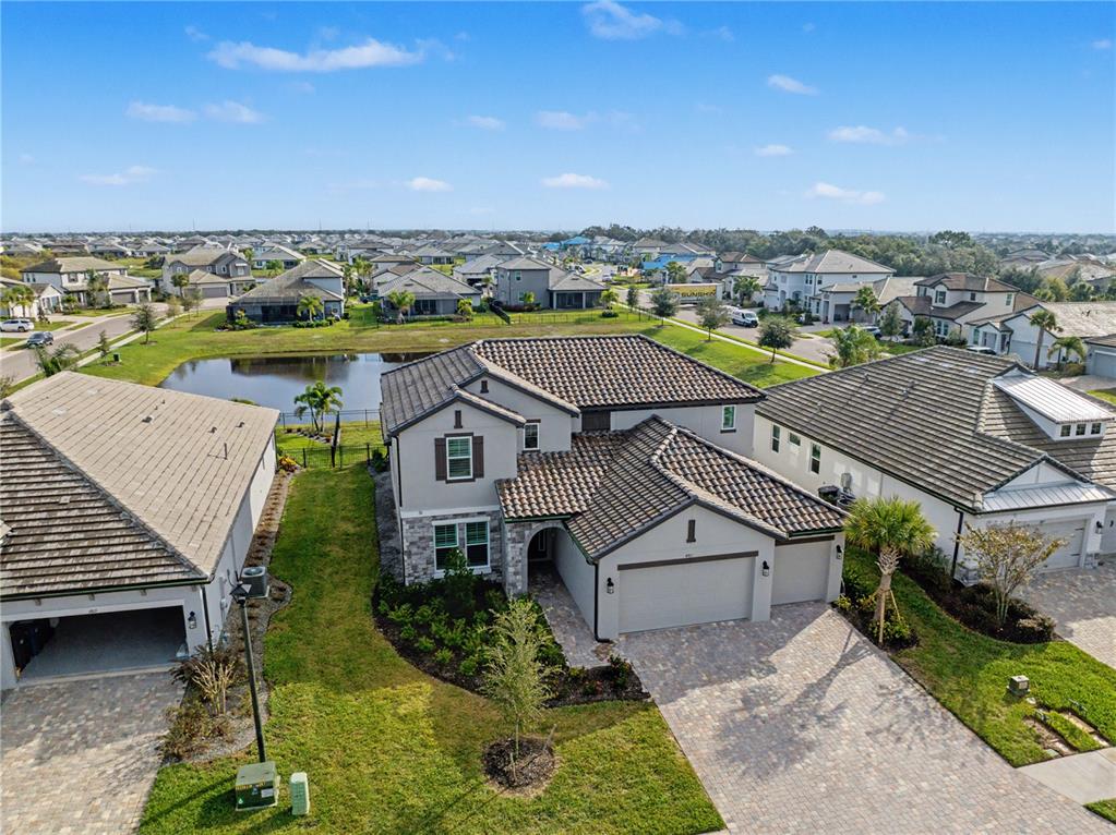 4811 HONEY DEW LANE