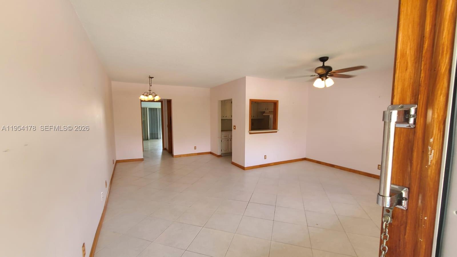 135 Coventry F # 135, West Palm Beach FL 33417