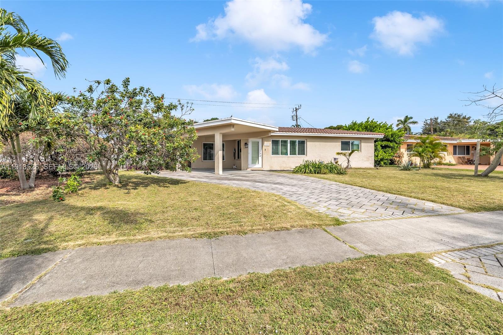 2221 NE 61st Ct, Fort Lauderdale FL 33308