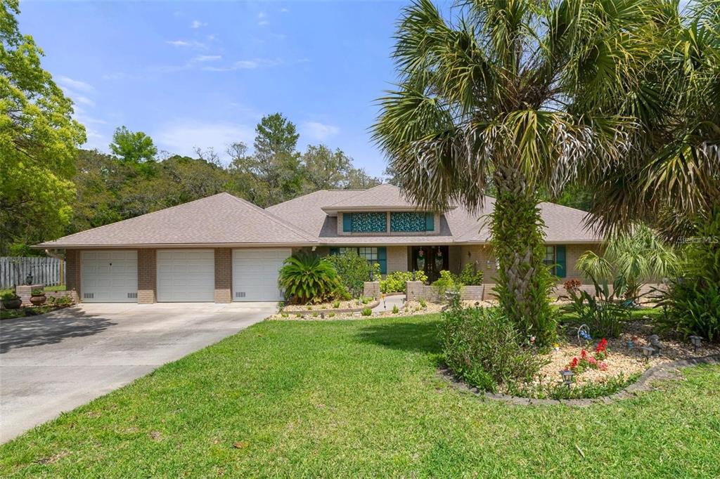 6475 LAUREL OAK DRIVE