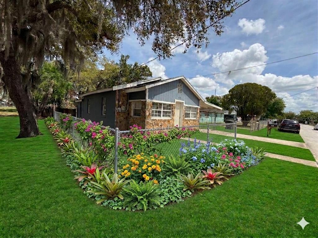 313 E BOOKER STREET