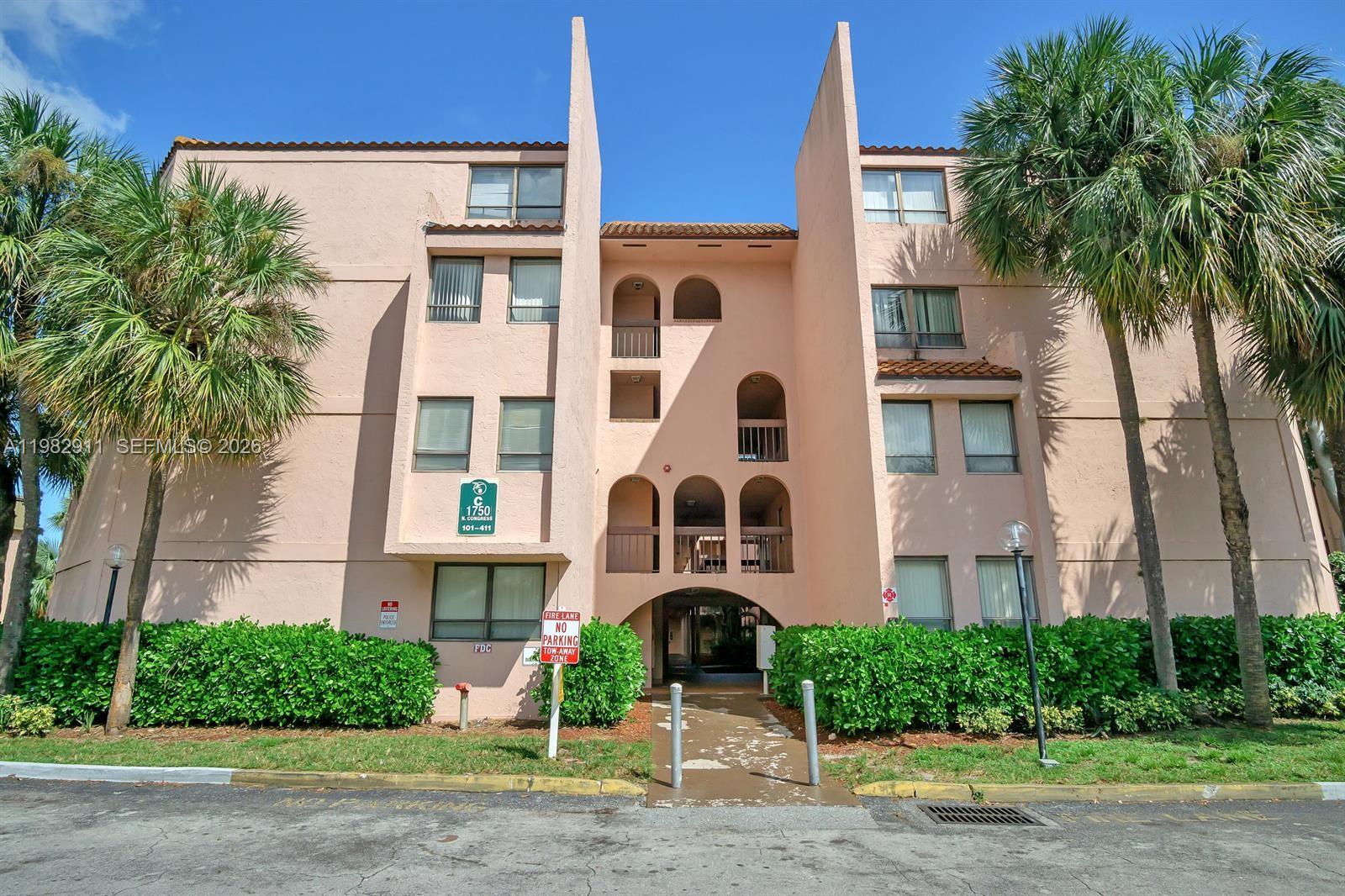 1750 N Congress Ave # 307, West Palm Beach FL 33401