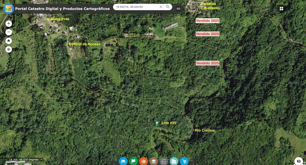 This map shows a satellite view of land parcels with a highlighted lot near a river — SOLAR 39 BO FRONTON, CIALES, PR