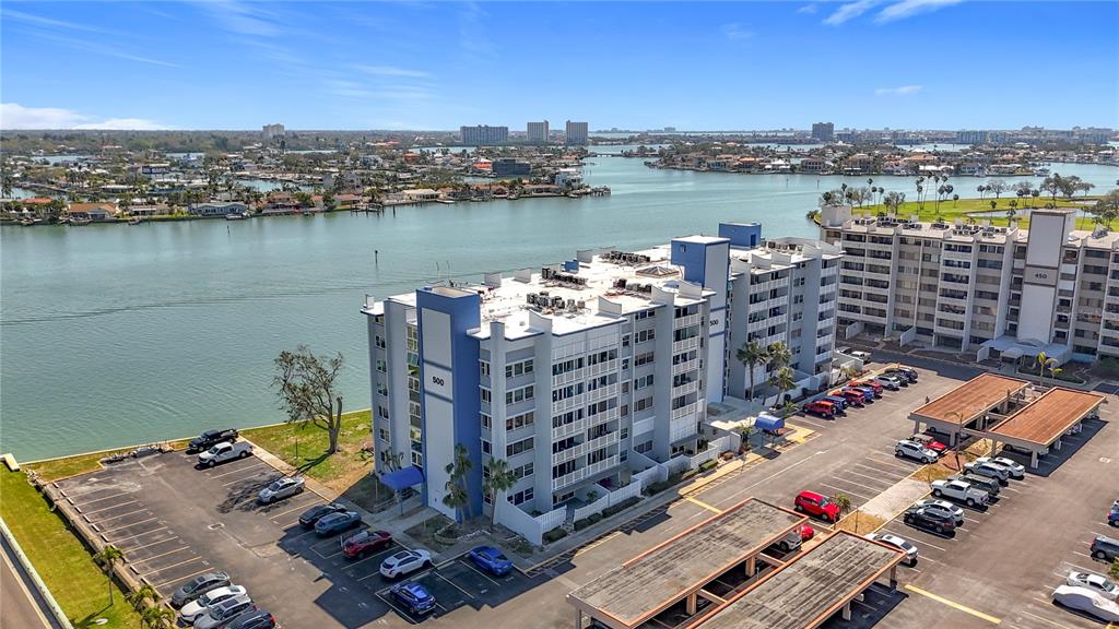 500 TREASURE ISLAND CAUSEWAY UNIT 207