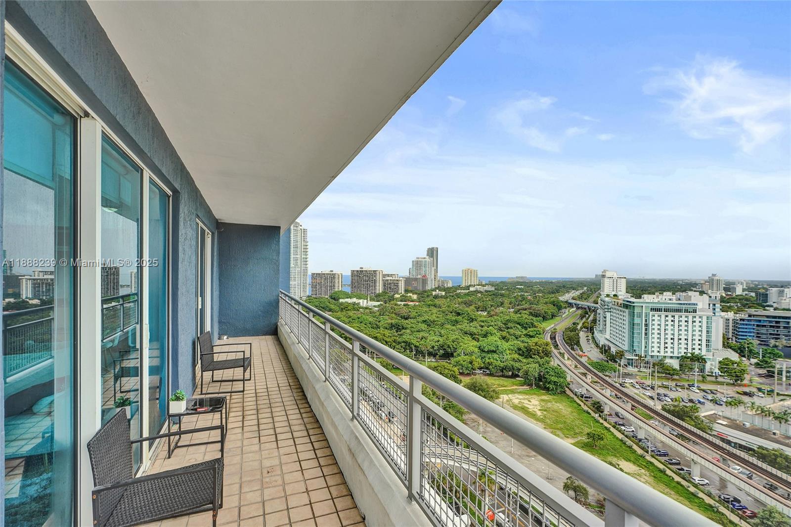 60 SW 13th St # 1721, Miami FL 33130