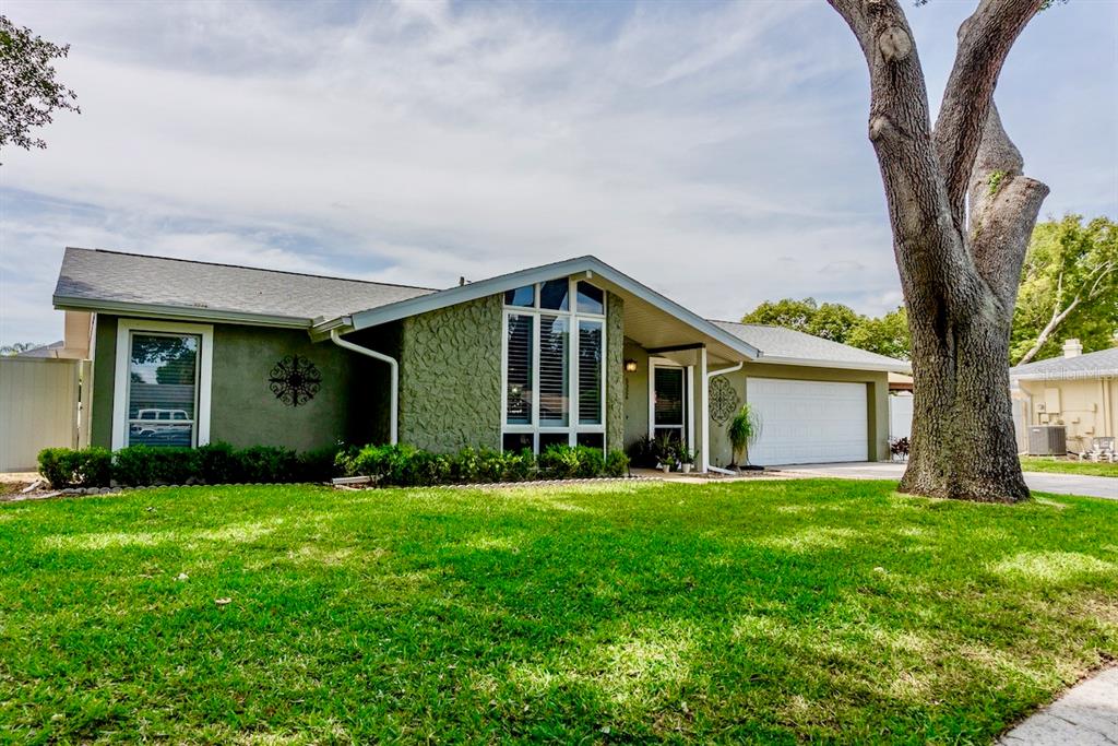 5326 LANYARD COURT