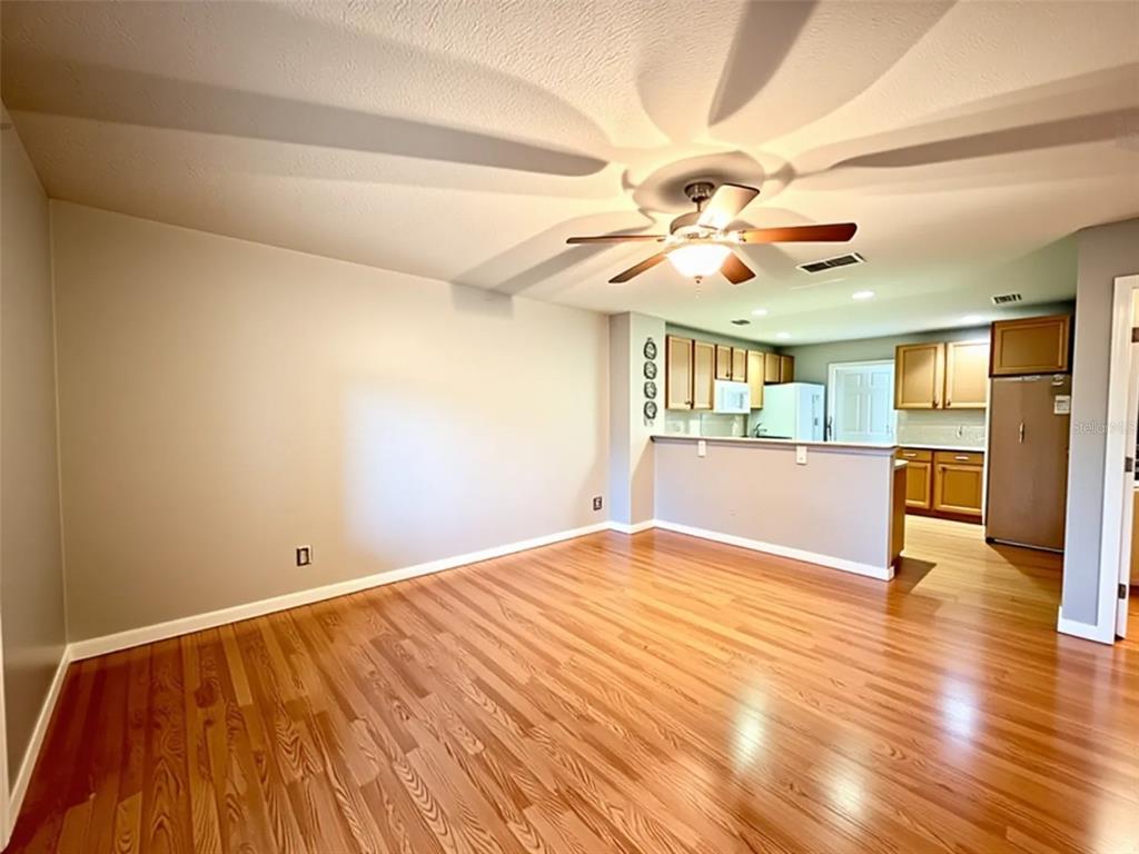 12406 NE 50TH VIEW, OXFORD, FL — photo 4 of 27